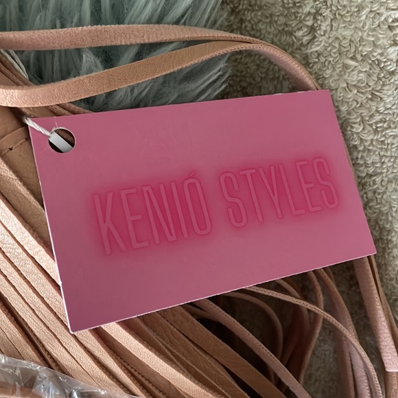 KENIO STYLES SHOULDER BAG - Picture 3 of 4